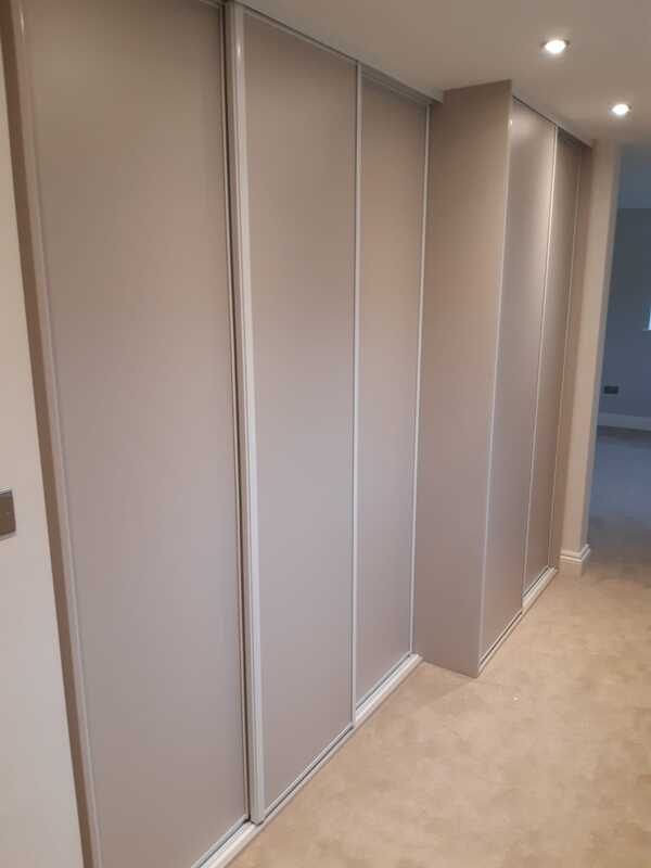 SLIDING WARDROBES IN SWINDON BY MRY PROJECTS